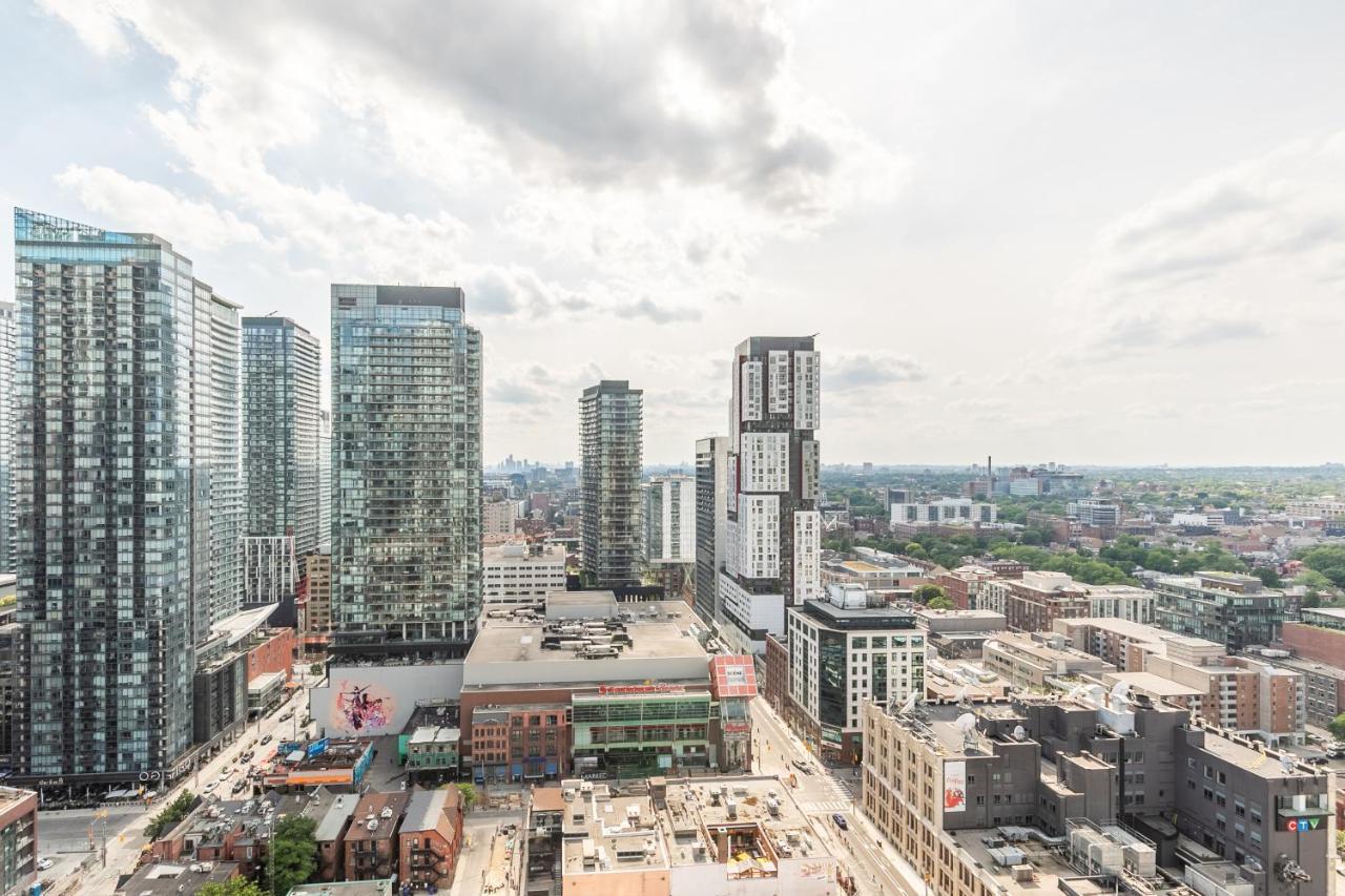 Luxury 2 Bedroom In The Heart Of Entertainment District - City Skyline View & Balcony Toronto Exterior foto